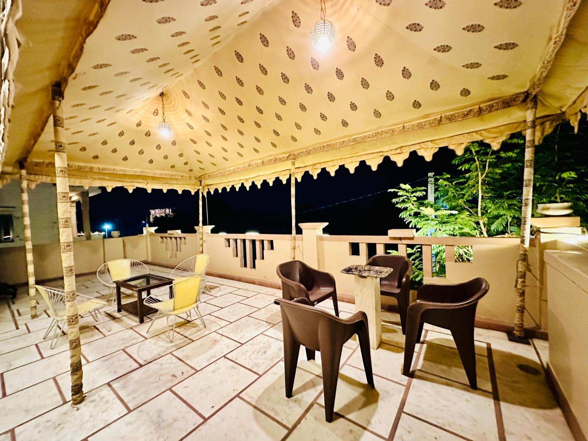 Anand Villa Holiday Home, 5Bhk Villa Τζοντχπούρ Εξωτερικό φωτογραφία