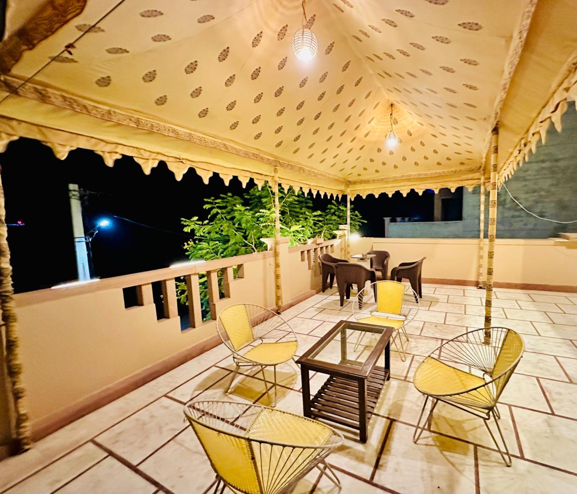 Anand Villa Holiday Home, 5Bhk Villa Τζοντχπούρ Εξωτερικό φωτογραφία